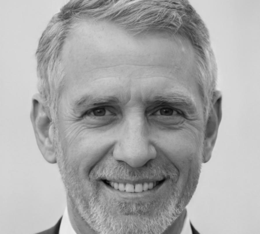 Retrato profesional de Baltasar Guerrero